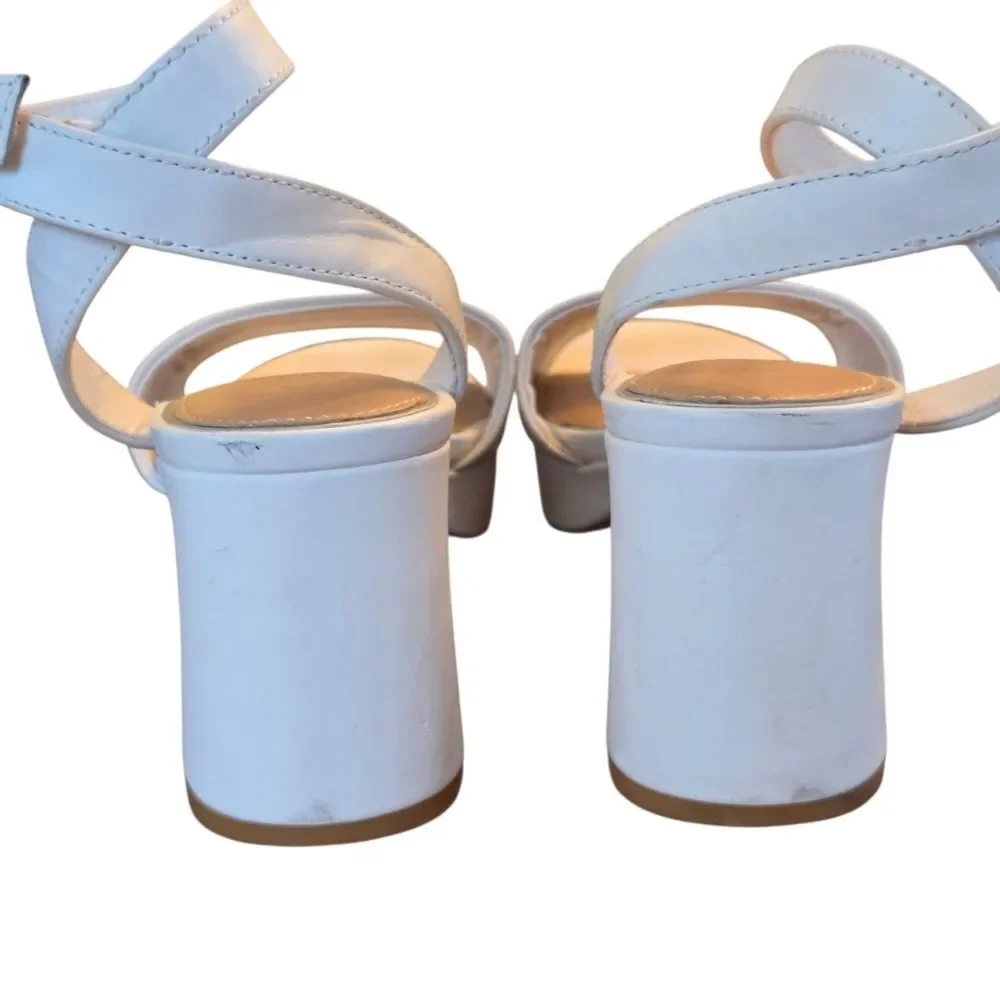 Copper Key Adore Leather Platform Sandals size 7.5 White